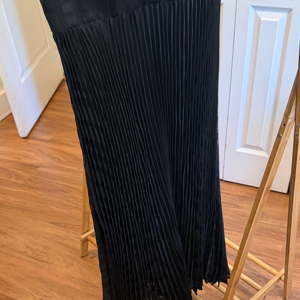 Zimmermann Black Pleated V-Neck Maxi Dress - Picture 6 of 7